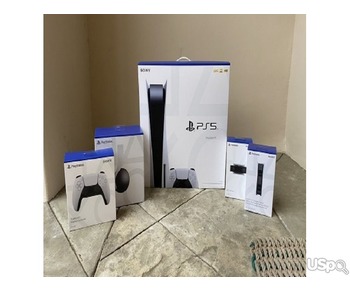 Новый Sony PlayStation 5 BluRay Disc & Digital Bundle + Extras