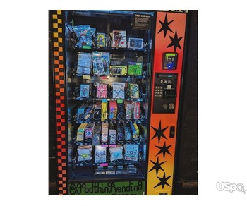 Snack and drinks Vending Machine, Bill Acceptor and Credit Card Reader